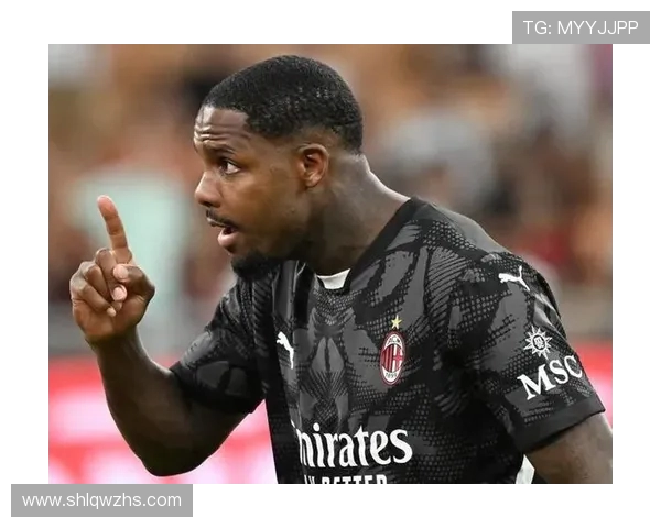 跟队记者：尤文仍在重点关注迈尼昂，球员的续约谈判陷入停滞